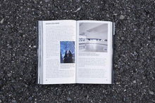 Load image into Gallery viewer, Coches, humanos y bordillos, aprendiendo a vivir juntos - Guillermo Fernández - Abascal, Urtzi Grau - ElMuelle1931