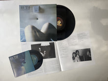 Load image into Gallery viewer, Ruth – Polaroïd/Roman/Photo (40th Anniversary Edition) - ElMuelle1931