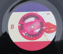 Load image into Gallery viewer, Various – Histoire De Coeur: Lost French Synth - Pop 7’ers & Euro - Bombs (1980 - 89) - ElMuelle1931