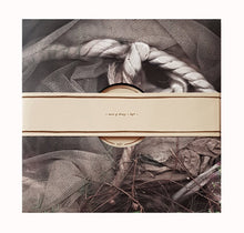 Load image into Gallery viewer, Eyes Of The Amaryllis - Sift - ElMuelle1931