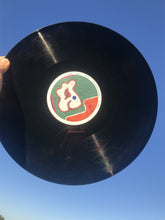 Load image into Gallery viewer, Fiesta En El Vacío – Rosal - ElMuelle1931