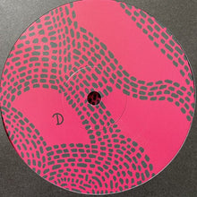 Load image into Gallery viewer, Razen - Robot Brujo - ElMuelle1931