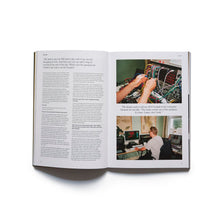 Load image into Gallery viewer, Record Culture Magazine - Issue #8 - ElMuelle1931