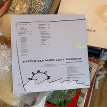 Load image into Gallery viewer, Static Cleaner Lost Reward – Breathing Under Honey
