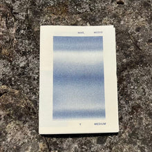 Load image into Gallery viewer, MAR, MEDIO Y MEDIUM - Cristian Toro - ElMuelle1931
