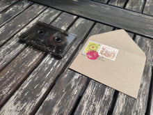 Load image into Gallery viewer, Radio Liaison - Batterie D&#39;Amour - ElMuelle1931
