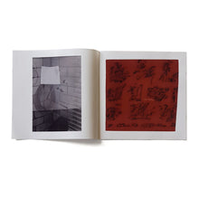 Load image into Gallery viewer, Warm Currency - Returns - ElMuelle1931
